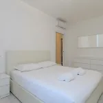 I-host - Gattamelata Apartamento