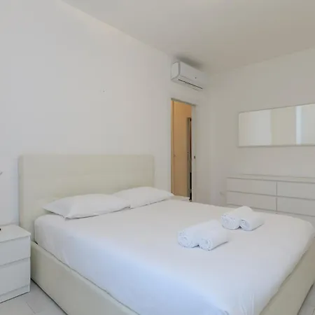 I-host - Gattamelata Apartment